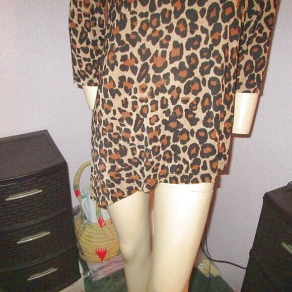 Y2K Vtg Embellished Tunic Top Size S Asymmetrical Leopard 3/4 Sleeve Jersey Knit - Picture 3 of 10